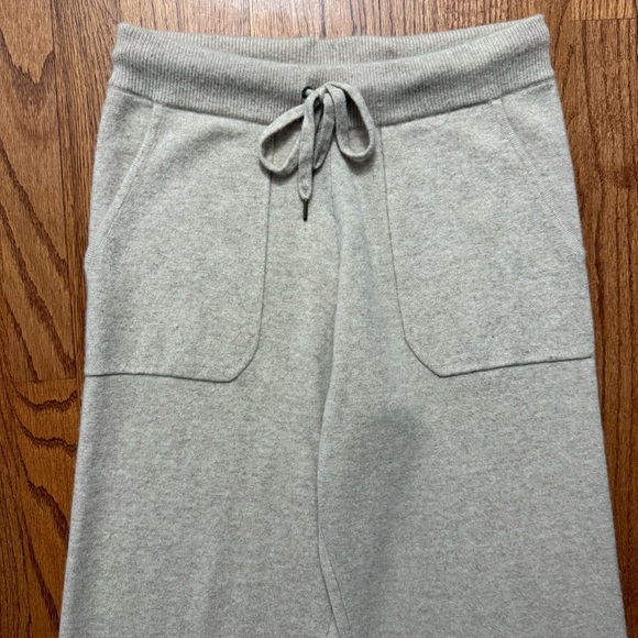 Garnet Hill Washable Cashmere Essential Pants in Tan size S - Picture 5 of 13